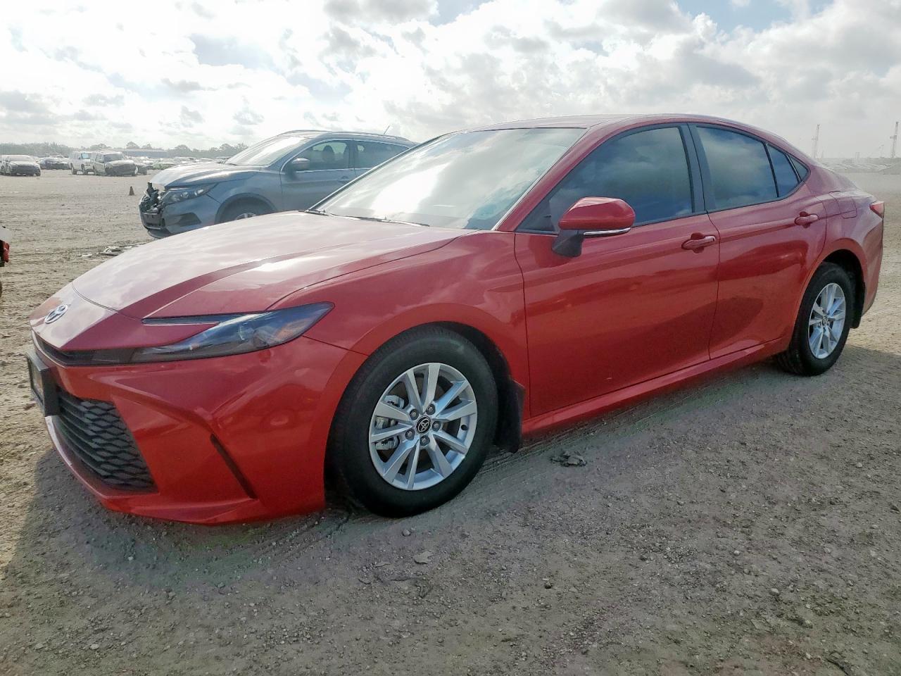 TOYOTA CAMRY XSE