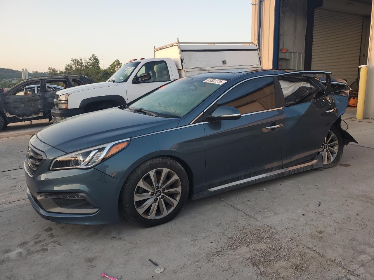 HYUNDAI SONATA SPORT