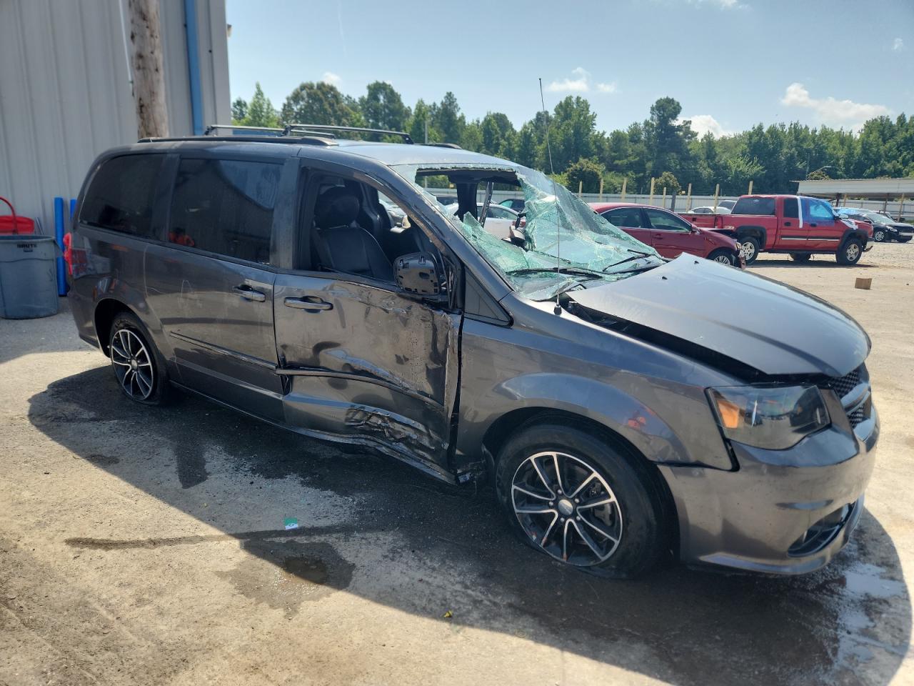 DODGE GRAND CARAVAN R/T