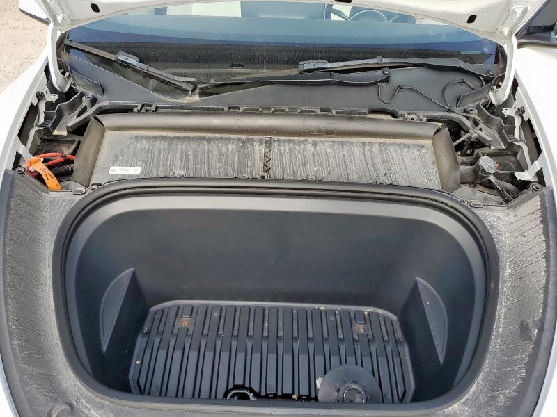 2022 TESLA MODEL Y 7SAYGDEE3NF376133