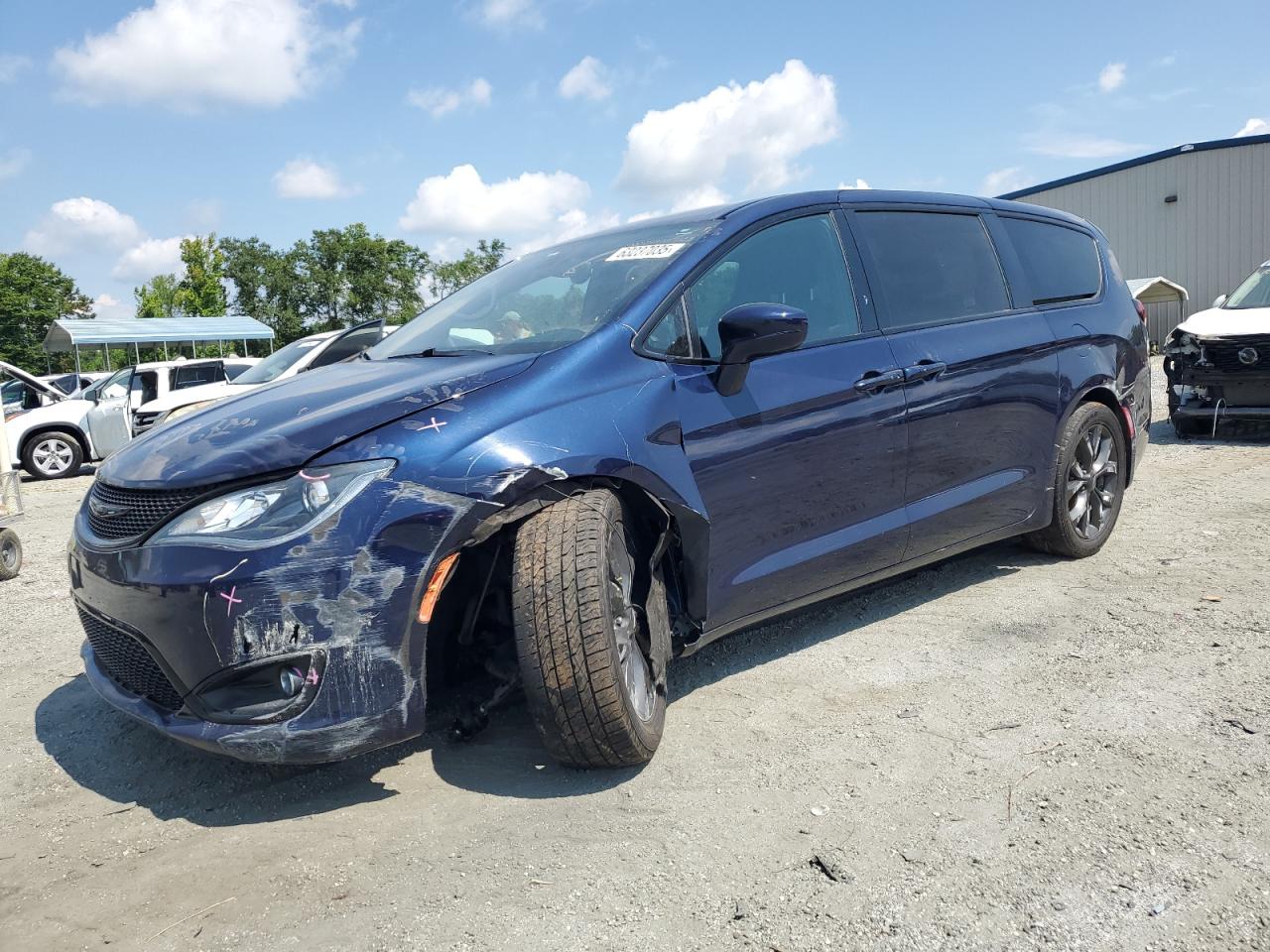 CHRYSLER PACIFICA TOURING PLUS