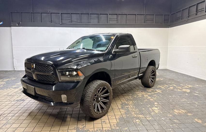 Vin: 3c6jr6ag0fg540131, lot: 63530555, ram 1500 st 20152