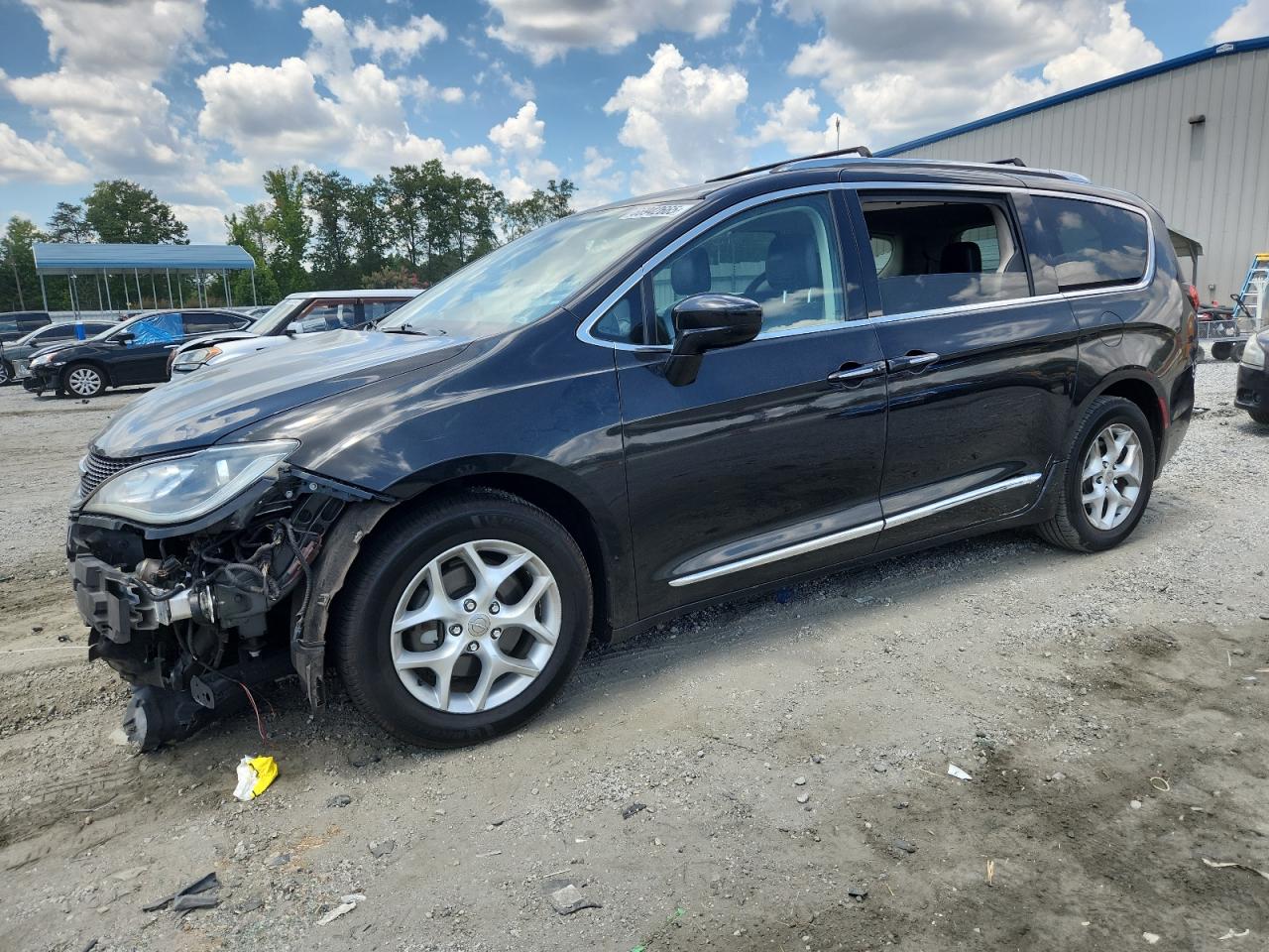 CHRYSLER PACIFICA TOURING L PLUS