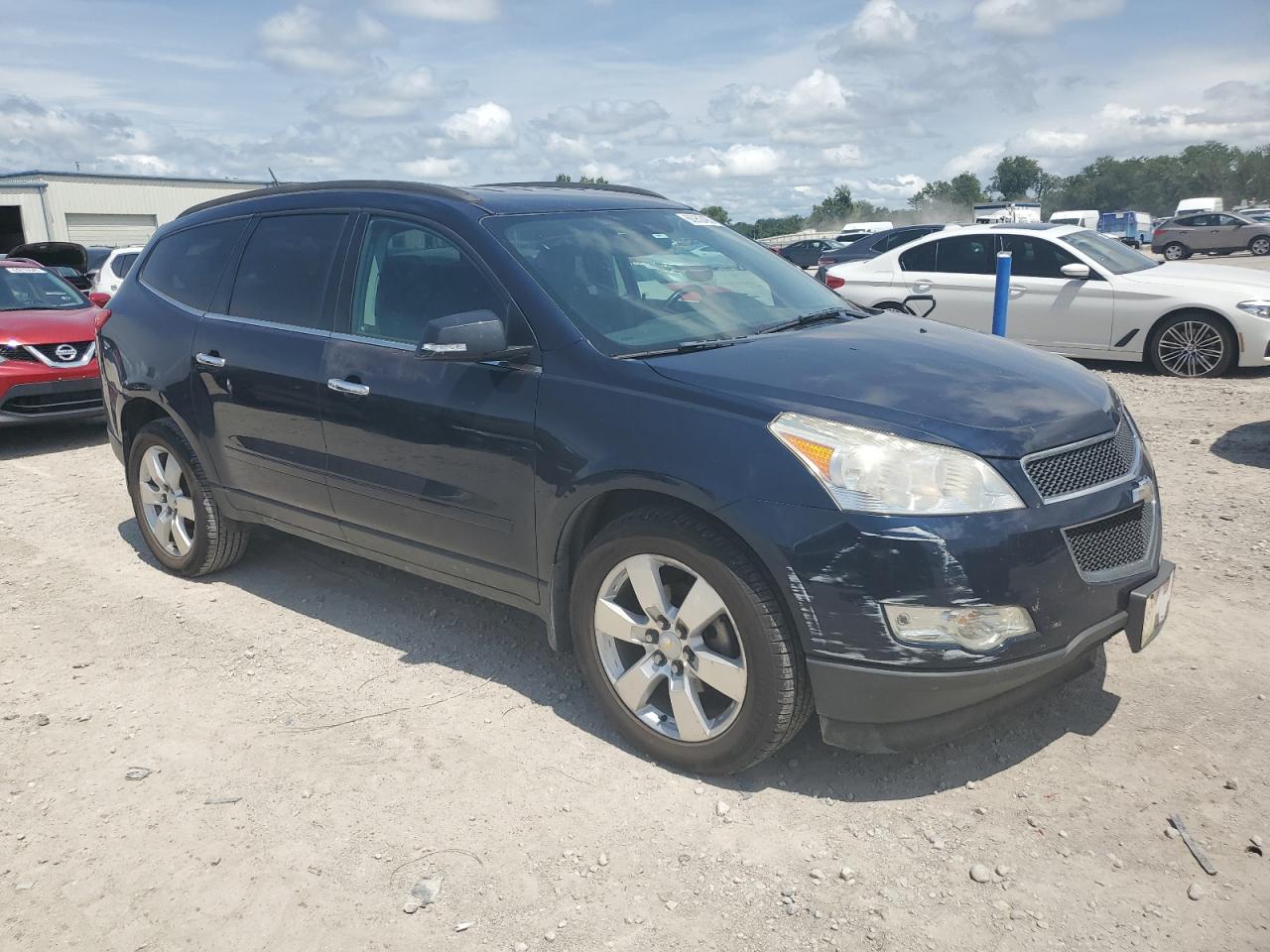 CHEVROLET TRAVERSE LT