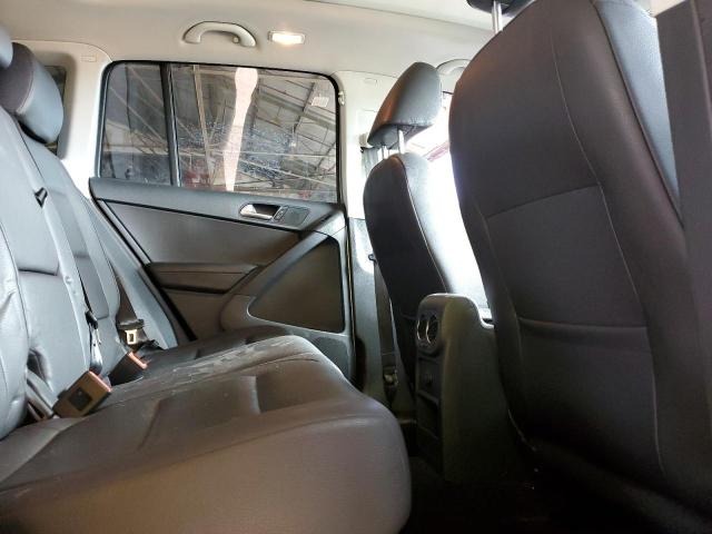 2017 VOLKSWAGEN TIGUAN WOL WVGSV7AX9HK002727