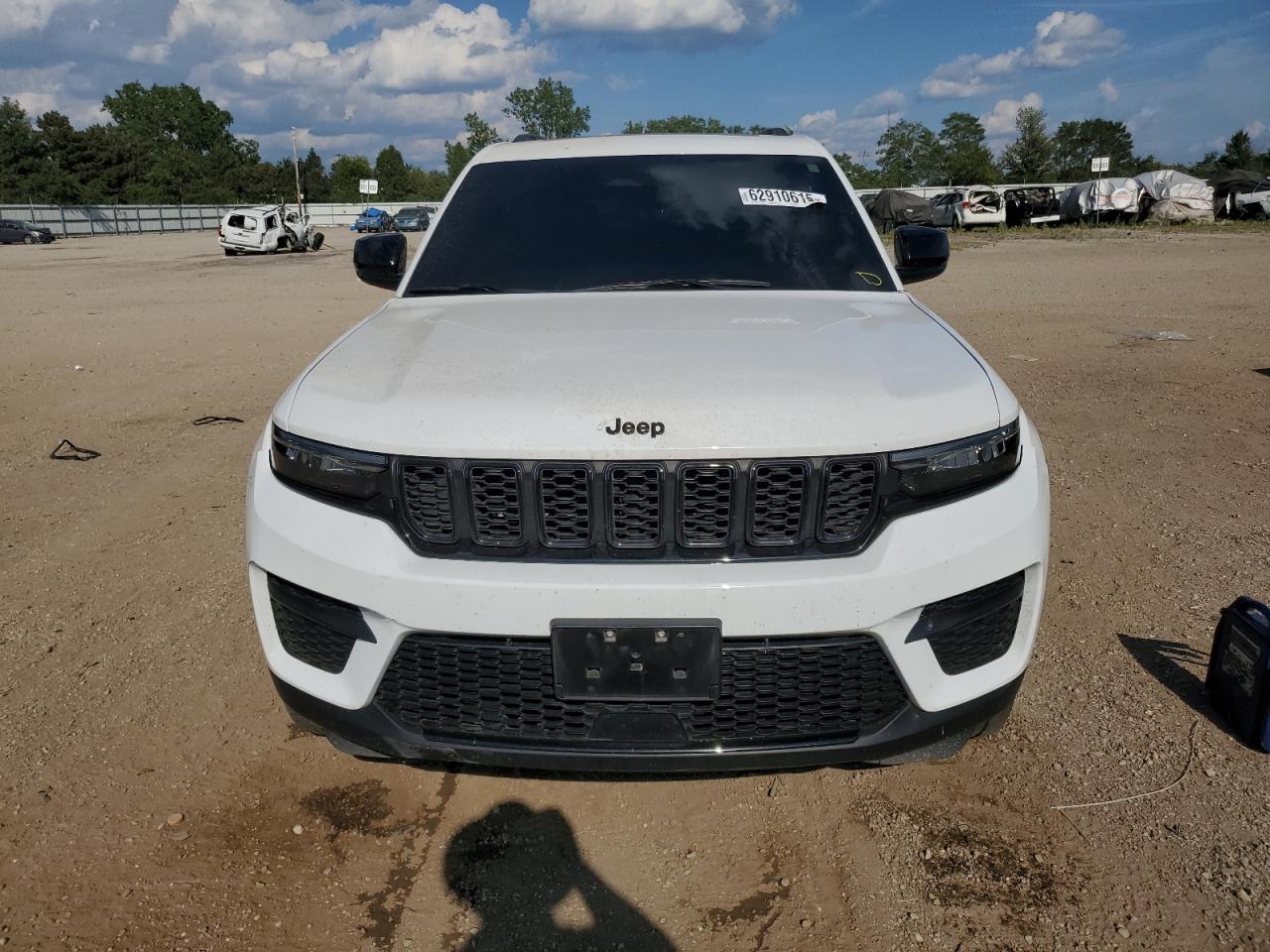 JEEP GRAND CHEROKEE LAREDO