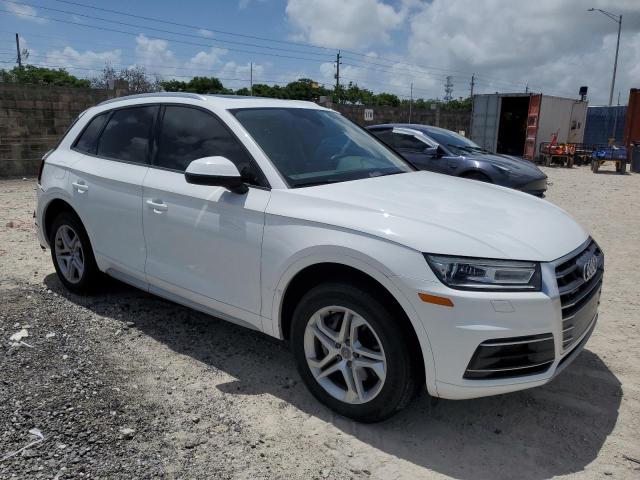 2018 AUDI Q5 PREMIUM WA1ANAFY4J2234070