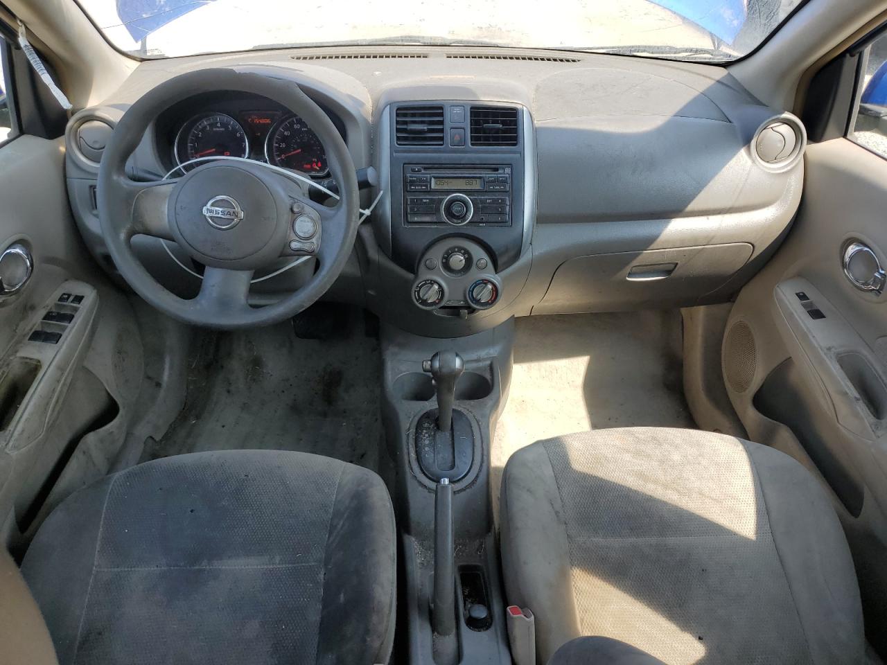 NISSAN VERSA S