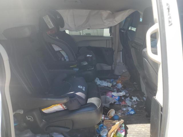 2017 CHRYSLER PACIFICA T - 2C4RC1EG6HR764429