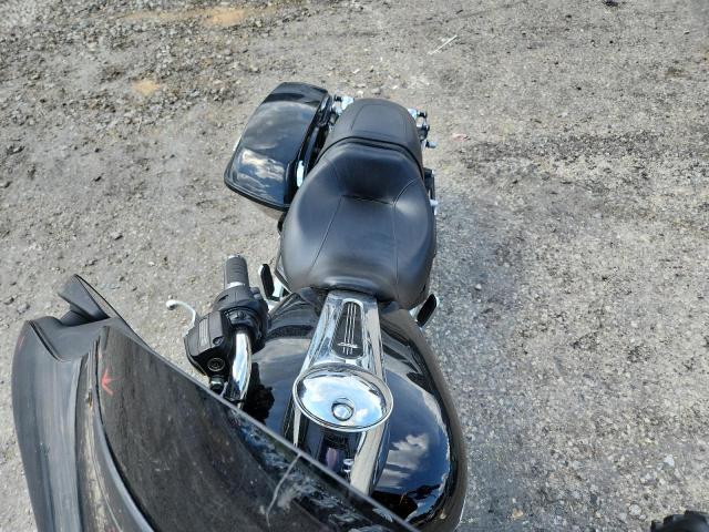 2022 HARLEY-DAVIDSON FLHX 1HD1KBC19NB653273