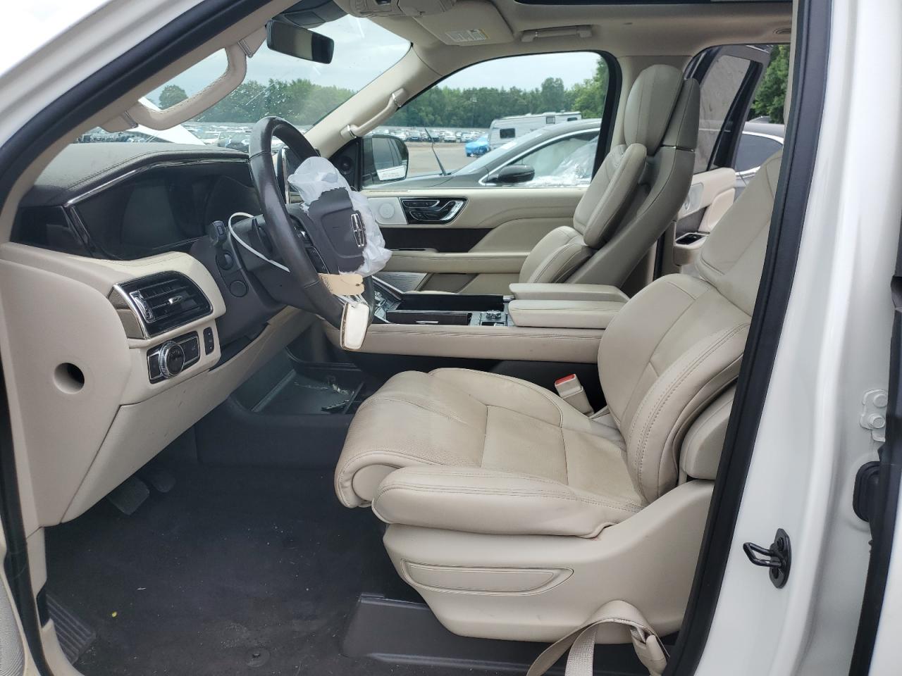 LINCOLN NAVIGATOR RESERVE