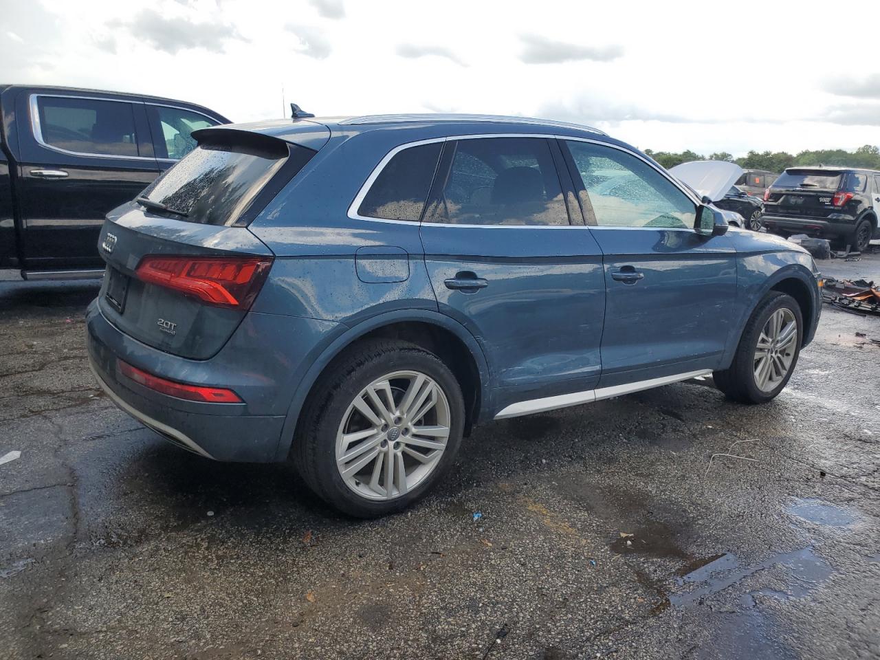 AUDI Q5 PREMIUM PLUS