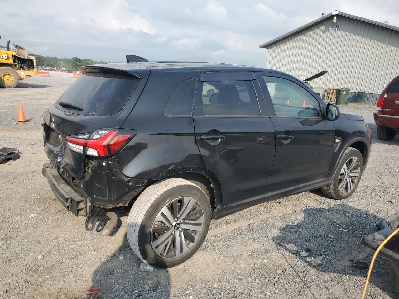 MITSUBISHI OUTLANDER S/SE