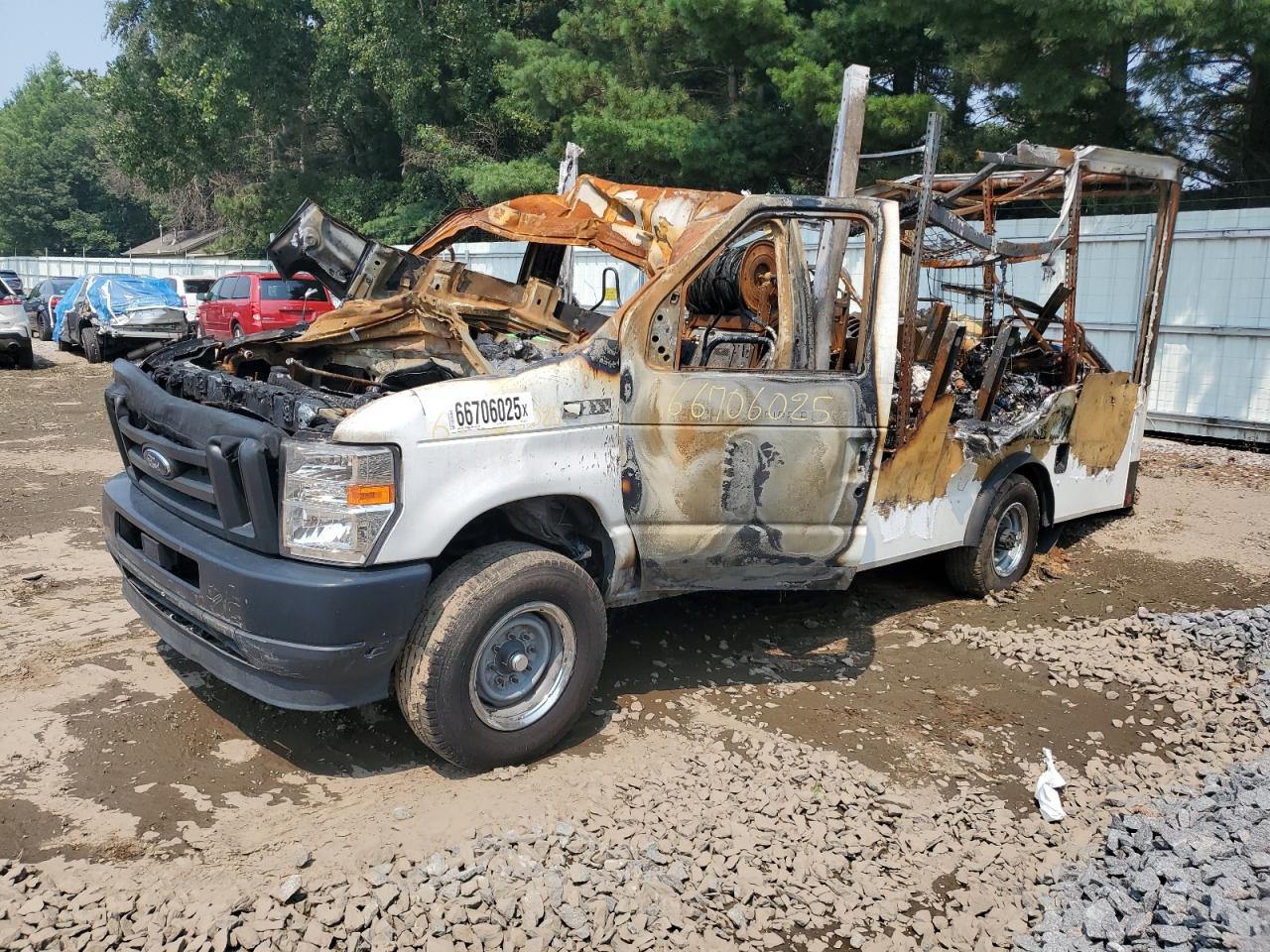 FORD ECONOLINE E350 SUPER DUTY CUTAWAY VAN