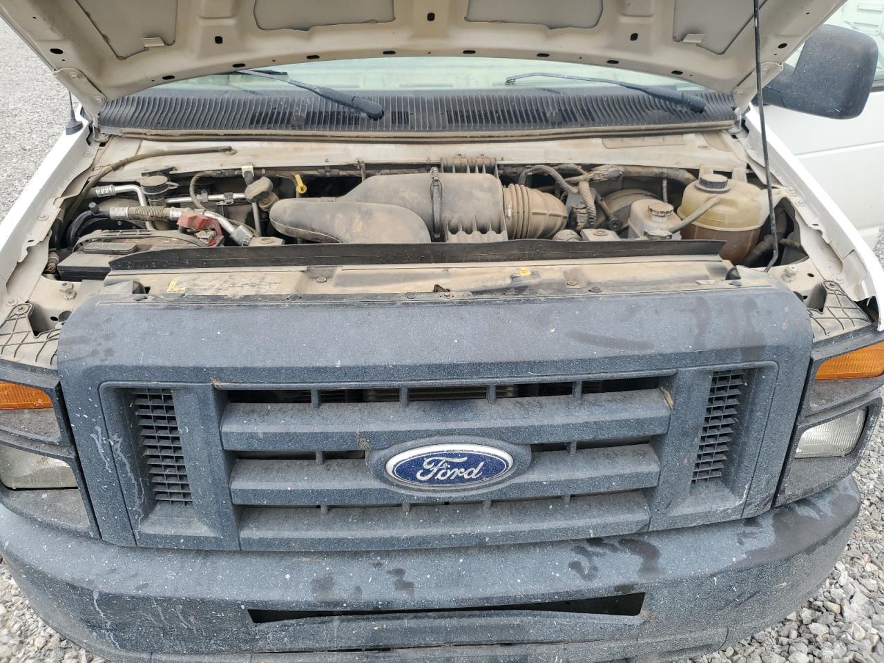 FORD ECONOLINE E250 VAN