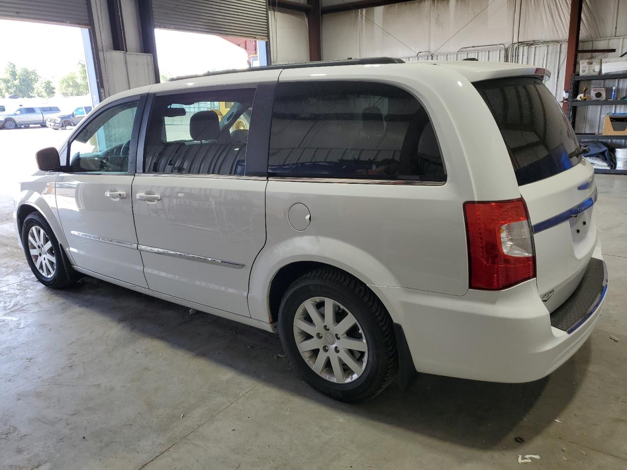 CHRYSLER TOWN & COUNTRY TOURING
