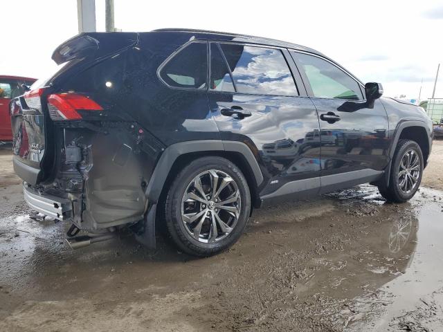 2022 TOYOTA RAV4 XLE P JTMB6RFV4NJ022213