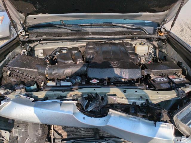 2018 TOYOTA 4RUNNER SR JTEBU5JR3J5489095
