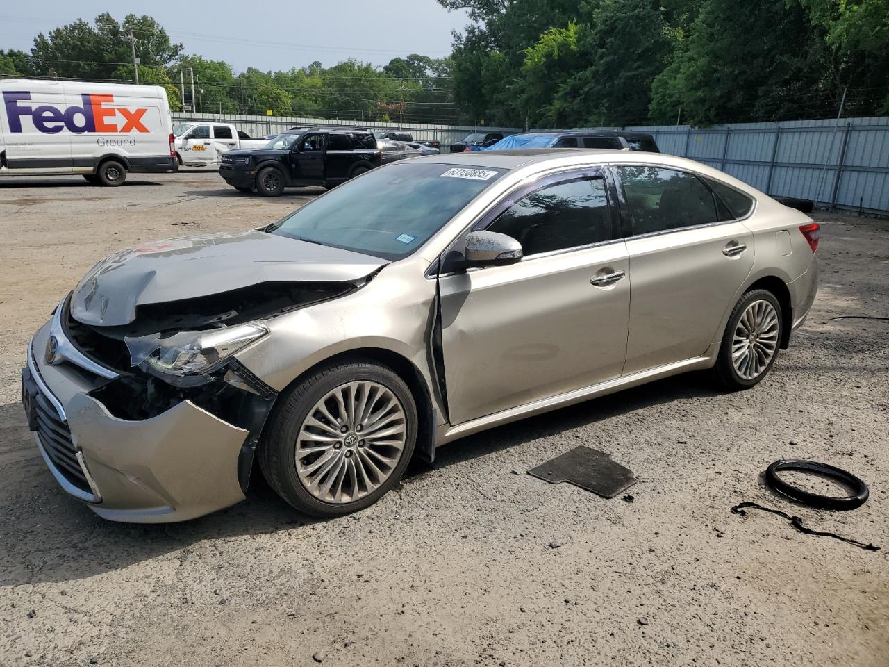 TOYOTA AVALON XLE