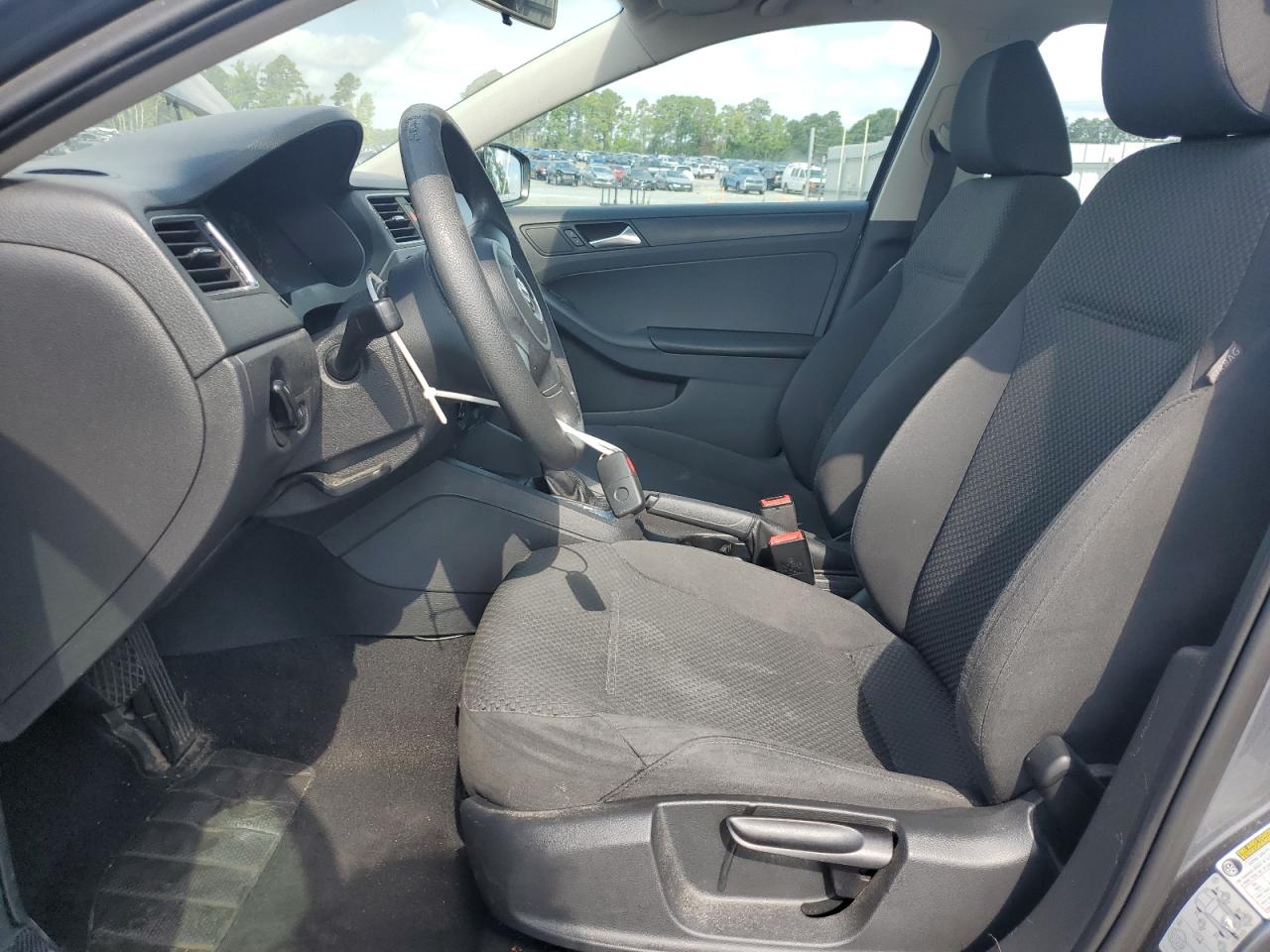 Volkswagen Jetta base 2013