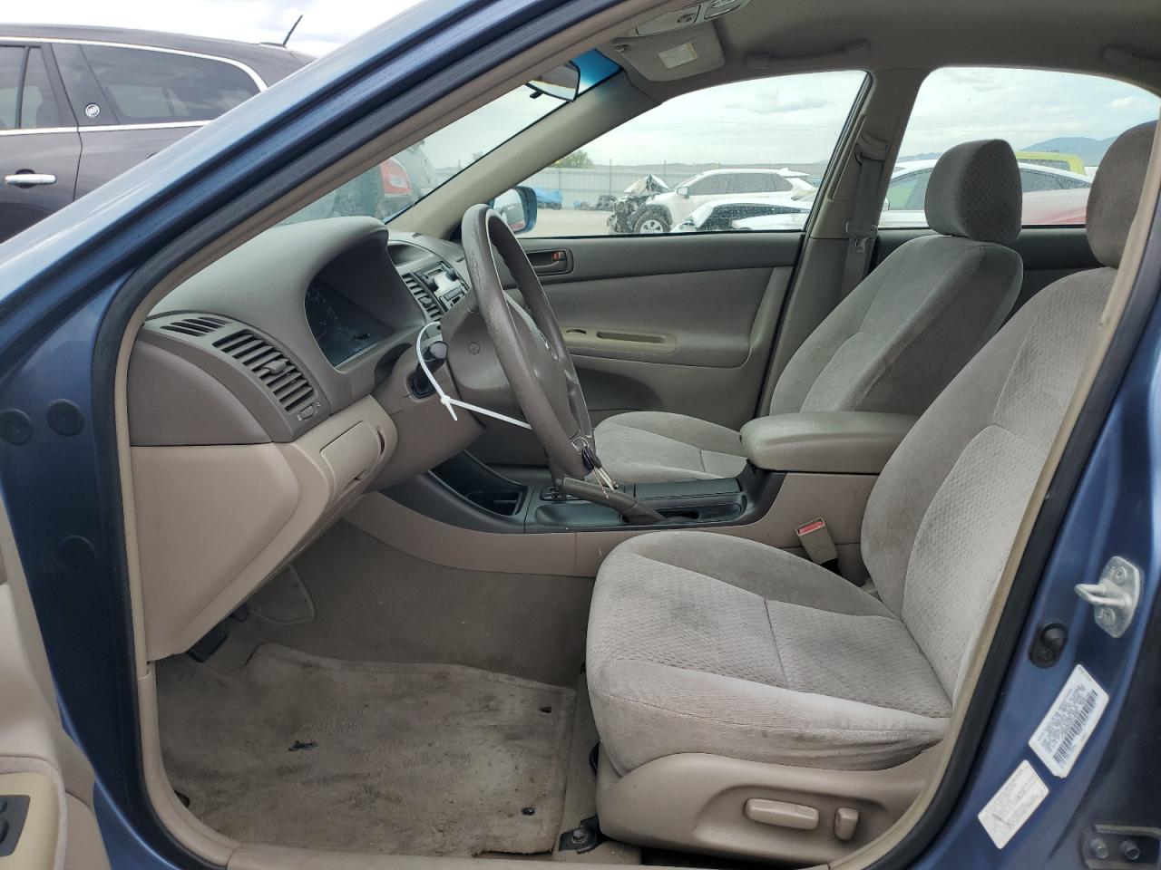 Toyota Camry le 2003