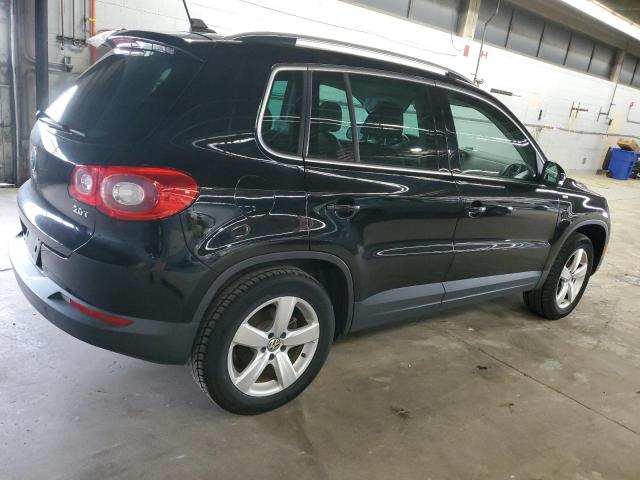 2010 VOLKSWAGEN TIGUAN S - WVGAV7AX7AW523360