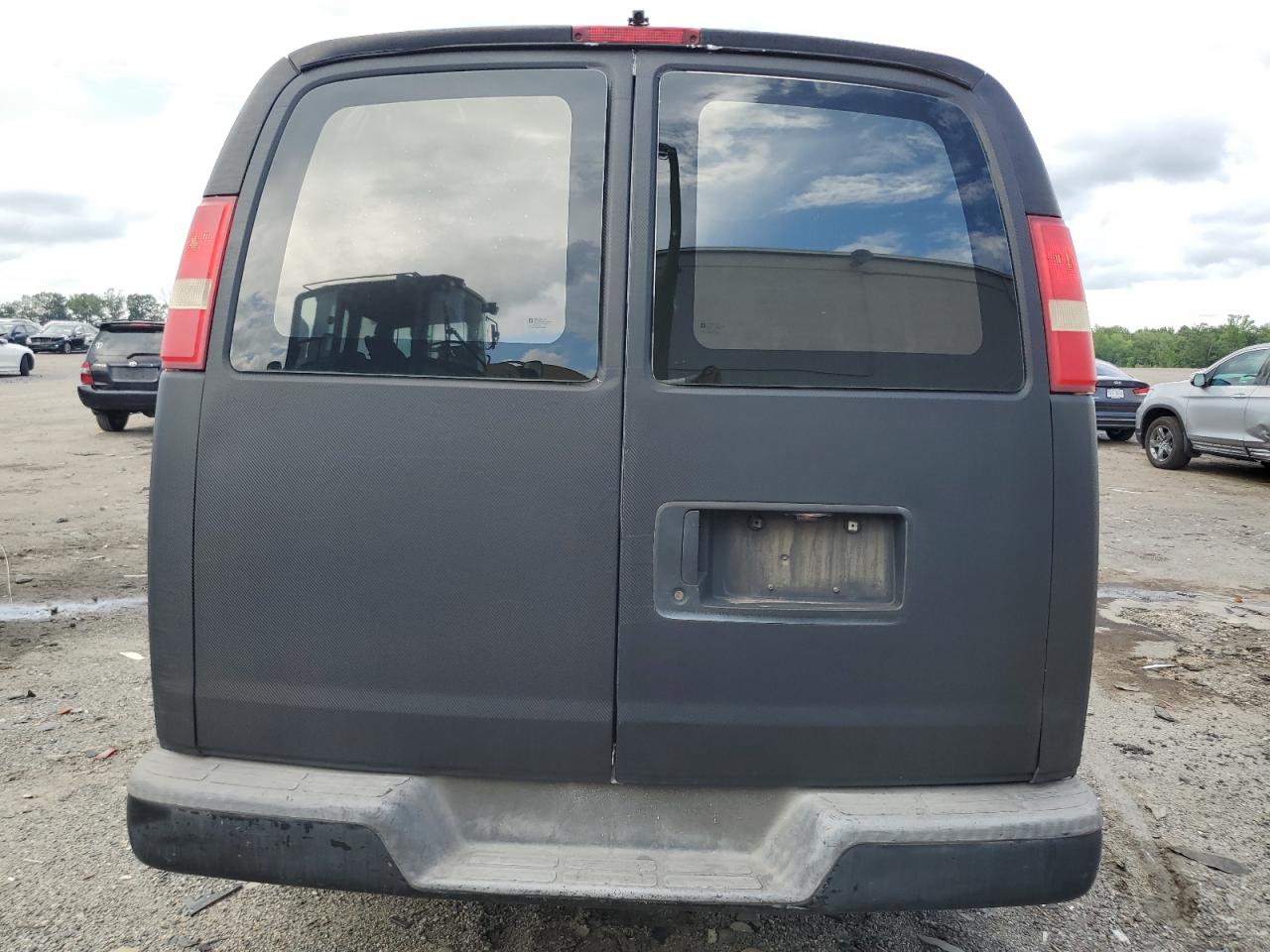 CHEVROLET EXPRESS G2