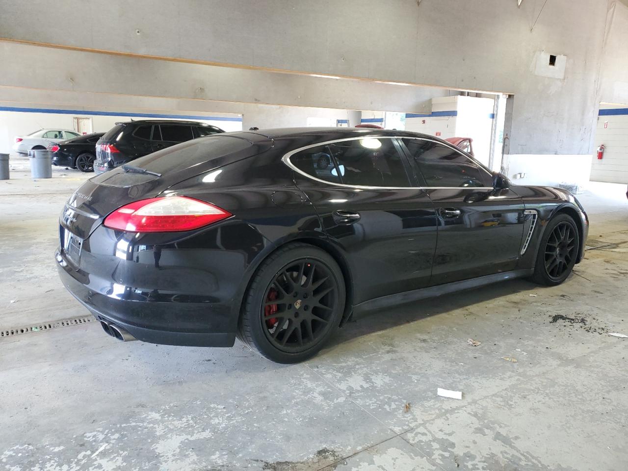 PORSCHE PANAMERA TURBO