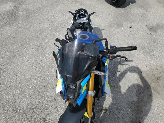 2022 SUZUKI GSX-S1000 JS1EK11B5N7100108