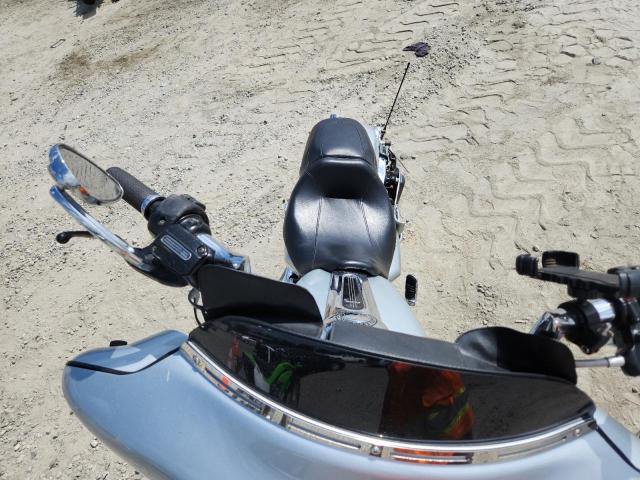 2010 HARLEY-DAVIDSON FLHX - 1HD1KB416AB674980