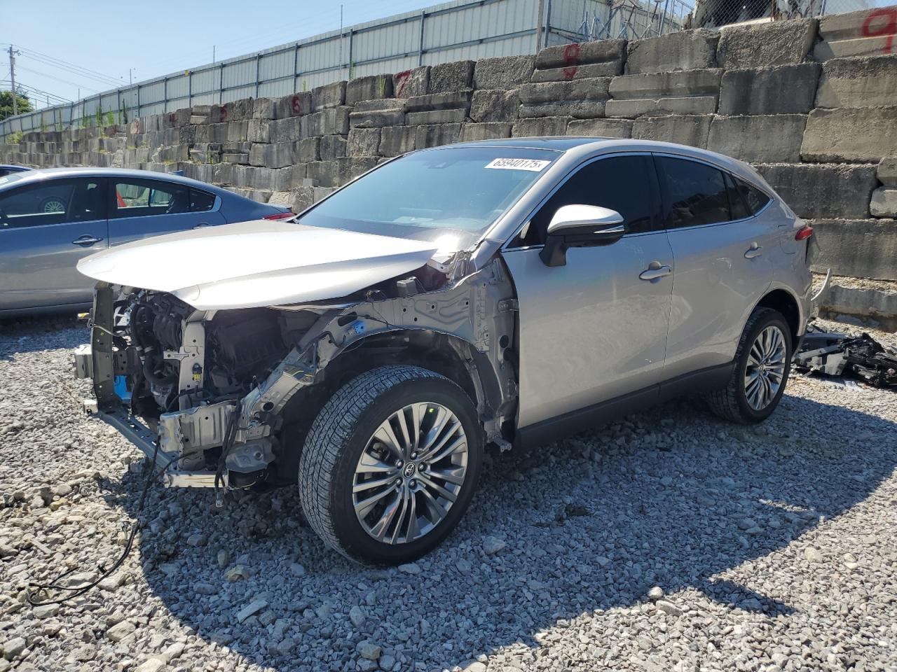 TOYOTA VENZA LE