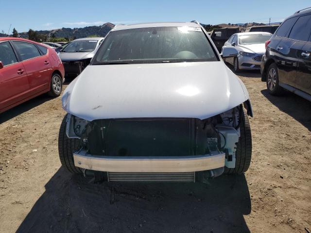 2018 AUDI Q3 PREMIUM WA1JCCFS6JR031959