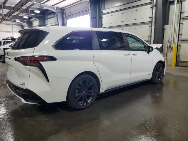 2021 TOYOTA SIENNA XSE 5TDXRKEC8MS017747
