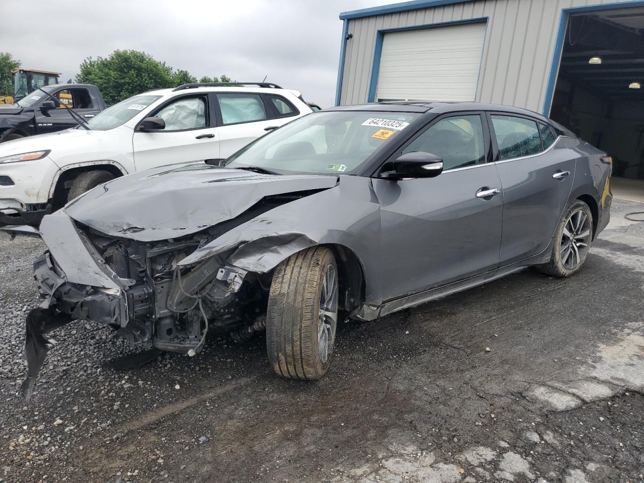 NISSAN MAXIMA S