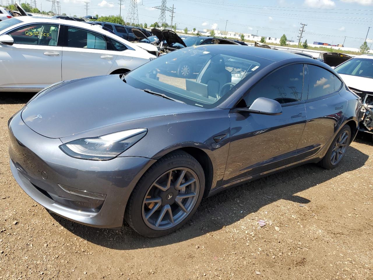TESLA MODEL 3