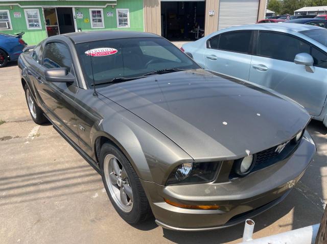 2005 Ford Mustang GT