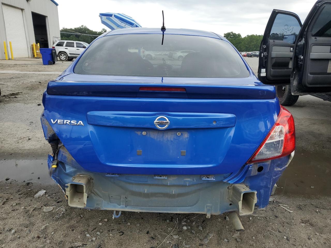 3N1CN7AP9HL820811 NISSAN VERSA 2017