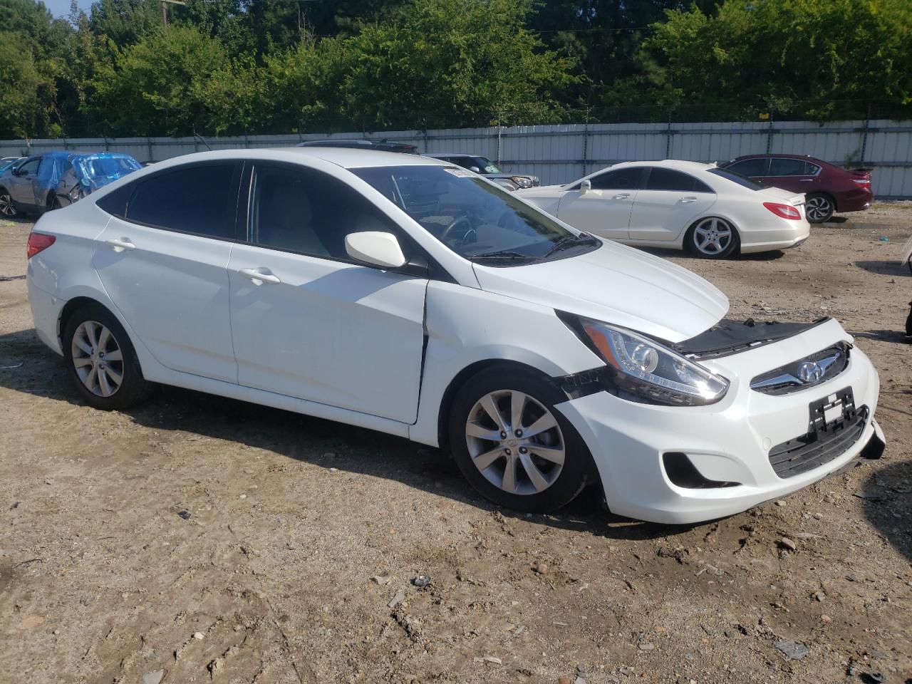 KMHCU4AE6EU592325 2014 Hyundai Accent Gls