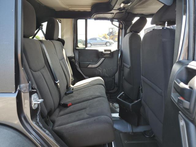 1C4BJWDG9HL615480 Jeep Wrangler Unlimited Sport