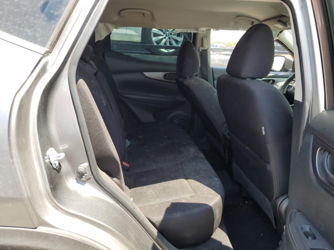 JN1BJ1CP7HW014509 NISSAN ROGUE 2017