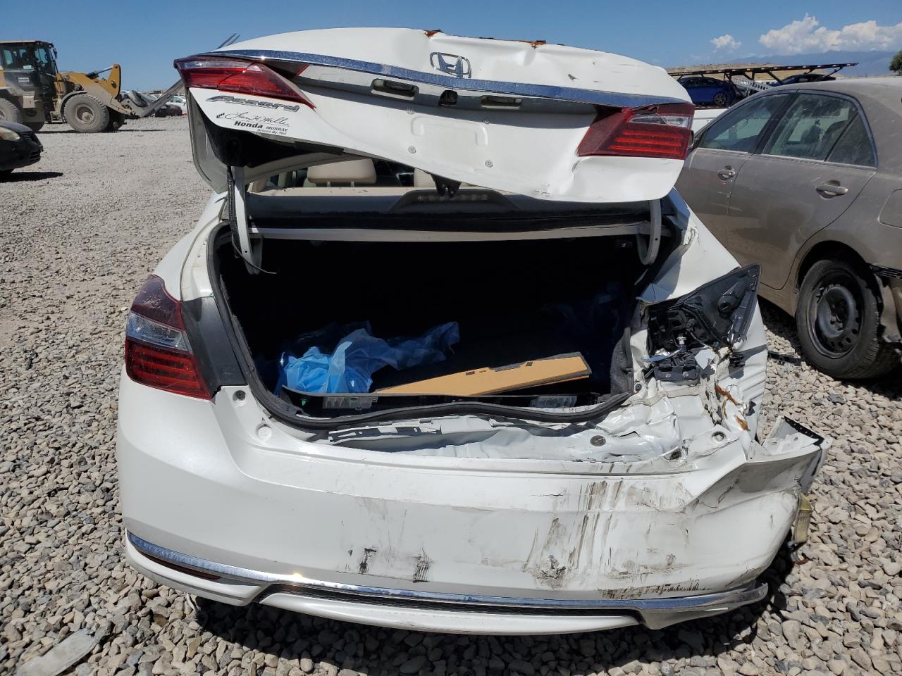 1HGCR2F34GA034190 HONDA ACCORD 2016