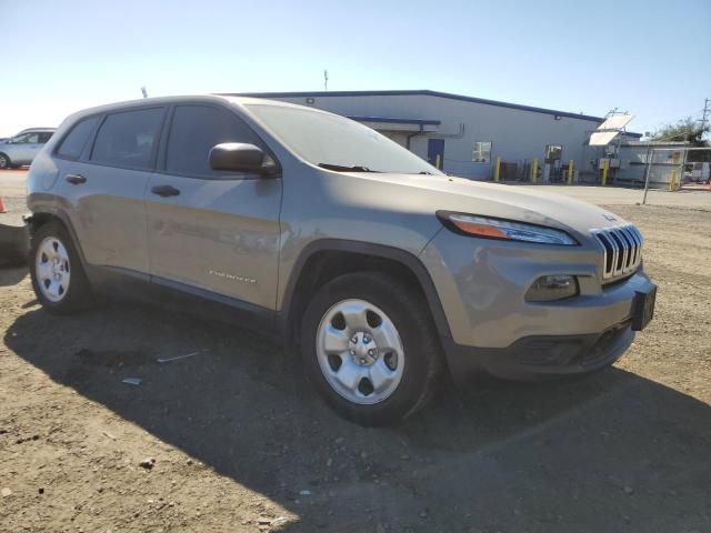 1C4PJLAB6GW329211 Jeep Cherokee Sport