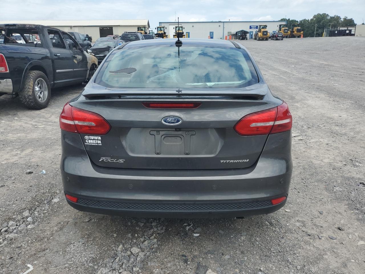 1FADP3J24HL307301 FORD FOCUS 2017