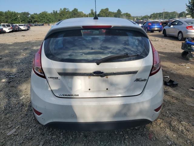 3FADP4FJ8EM124743 Ford Fiesta Titanium