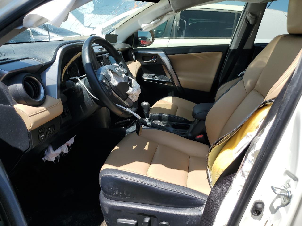 JTMYFREV5JD116752 TOYOTA RAV4 2018