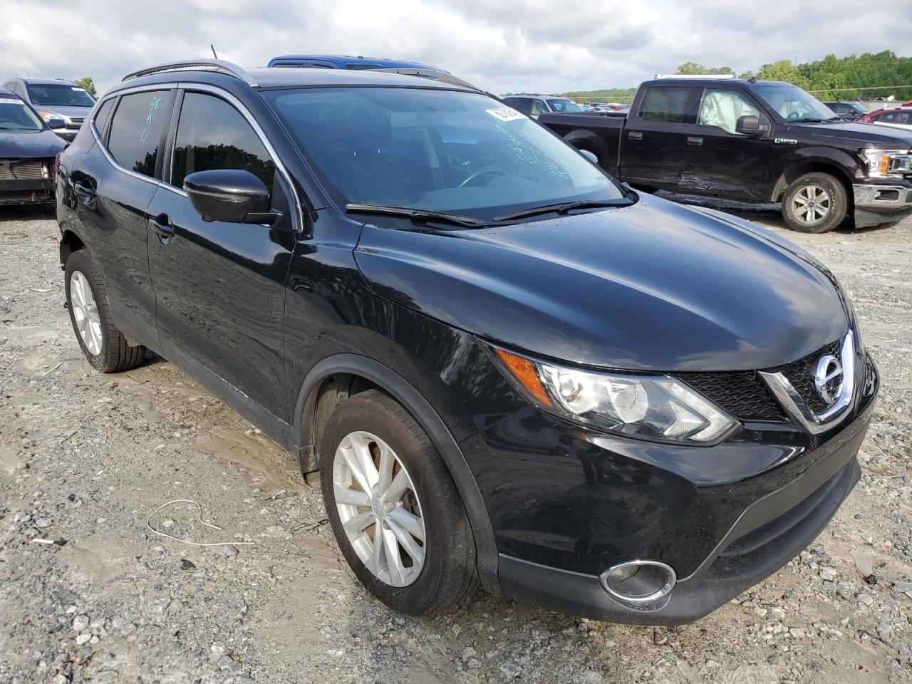 JN1BJ1CR1HW133724 NISSAN ROGUE 2017
