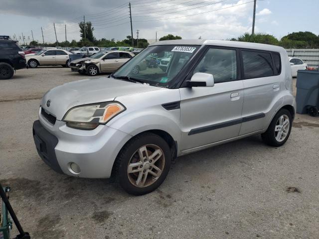 2010 Kia Soul +