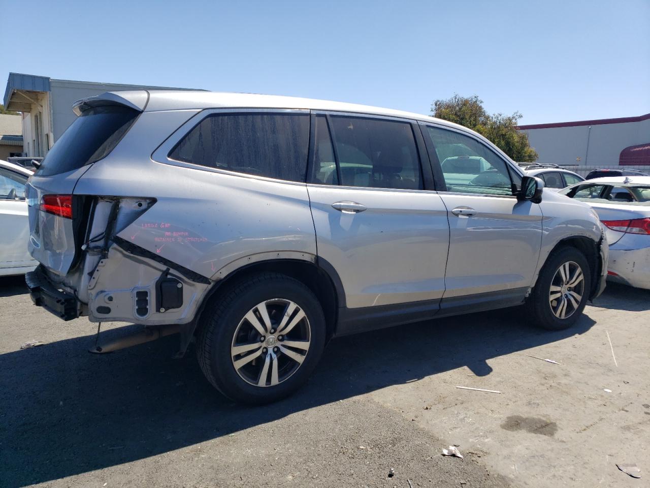 5FNYF5H76GB010656 HONDA PILOT 2016