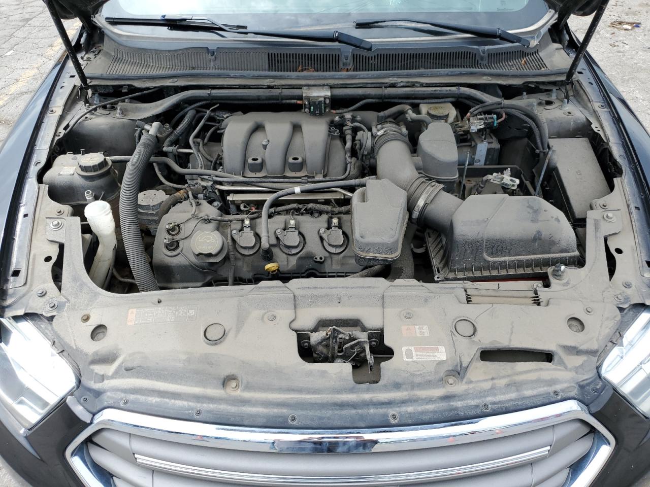 1FAHP2E85KG105738 FORD TAURUS 2019