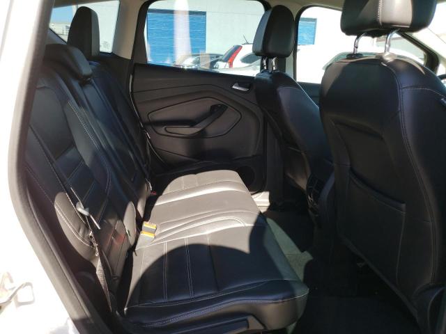 1FADP5EU1HL112621 Ford C-MAX SE